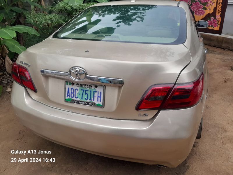 Thumbnail 3 of 2008 Toyota Camry LE